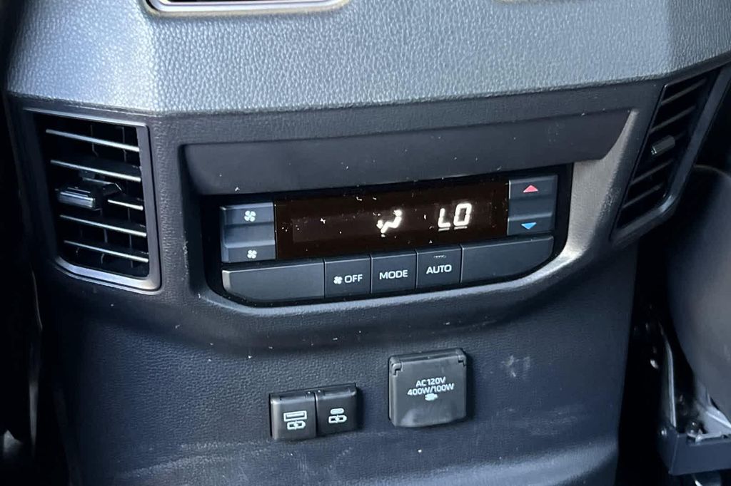 2026 Toyota SEQUOIA SR5 缩略图 14