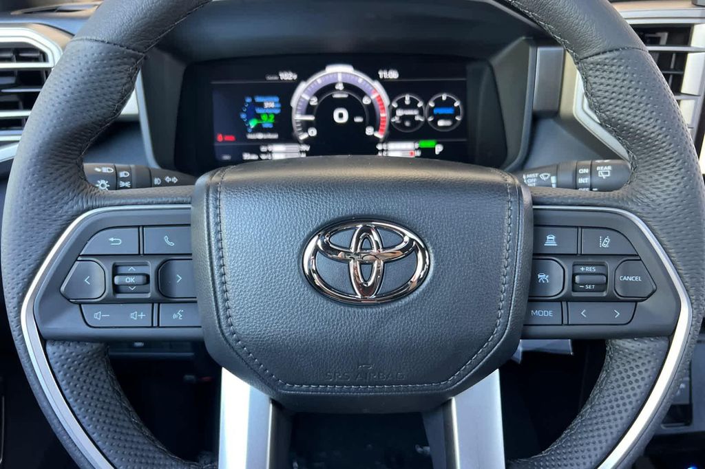 2026 Toyota SEQUOIA SR5 缩略图 26