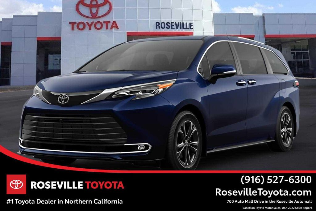 New 2026 Toyota Sienna Platinum