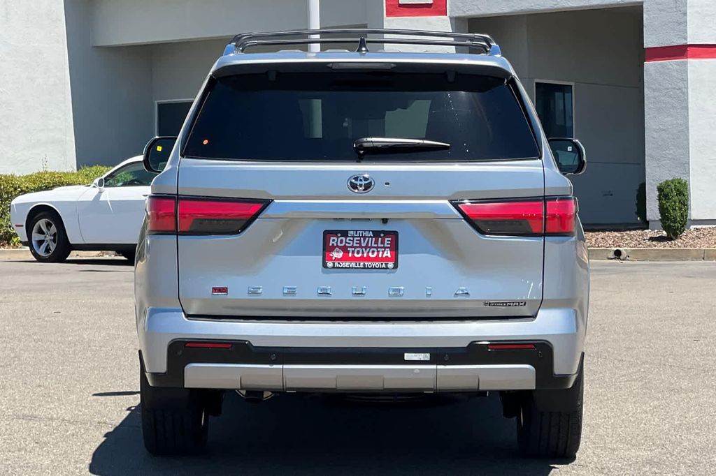 صورة 7 لـ 2026 Toyota SEQUOIA CAPSTONE