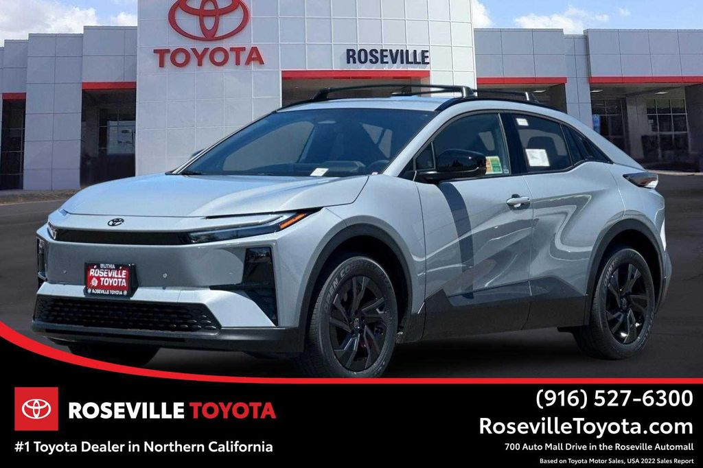 New 2026 Toyota C-HR SE