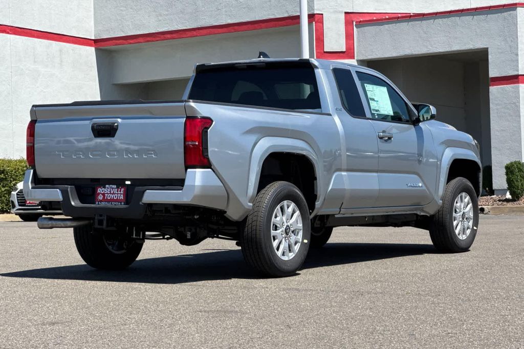 صورة 2 لـ 2026 Toyota TACOMA SR5