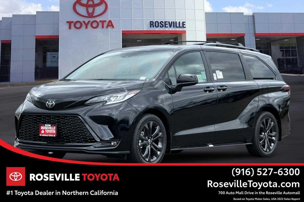 New 2026 Toyota Sienna XSE 7 Passenger