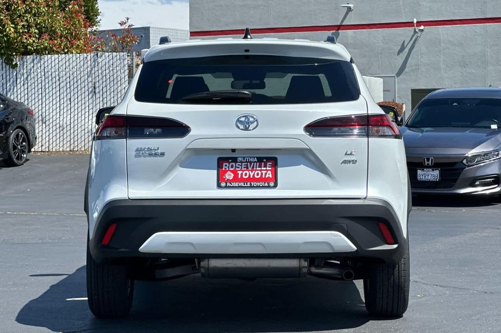 TOYOTA COROLLA CROSS - 7