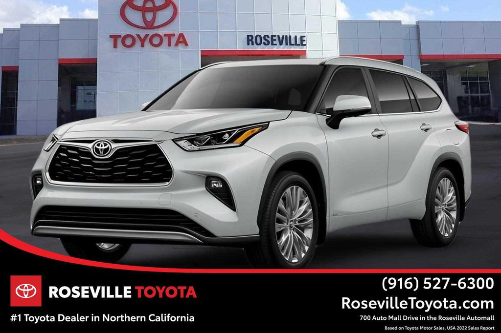 New 2026 Toyota Highlander Hybrid Platinum