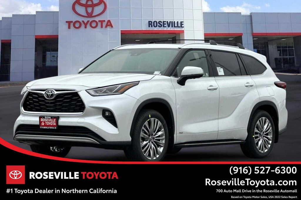 New 2026 Toyota Highlander Hybrid Platinum