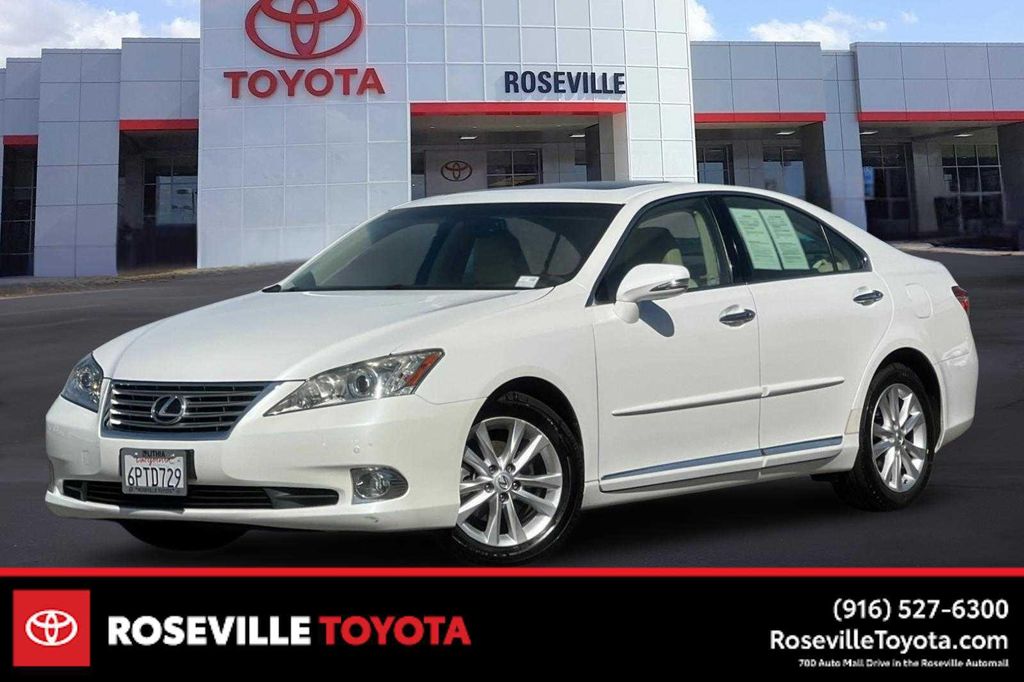 2011 Lexus Es in White for sale in the USA