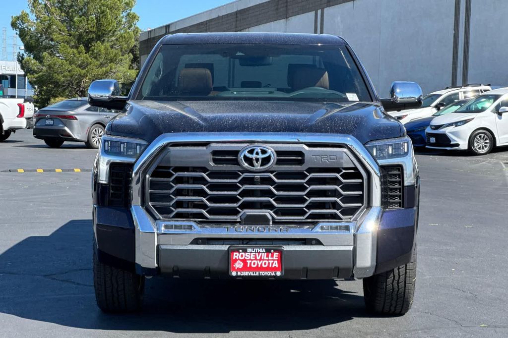 TOYOTA TUNDRA - 10