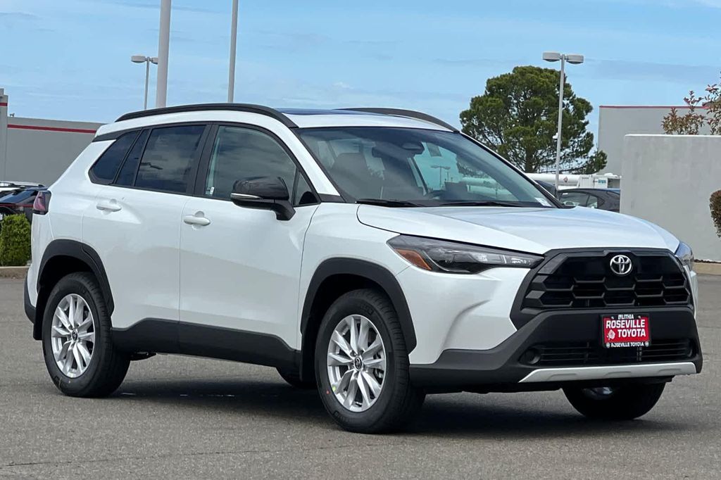 TOYOTA COROLLA CROSS - 9