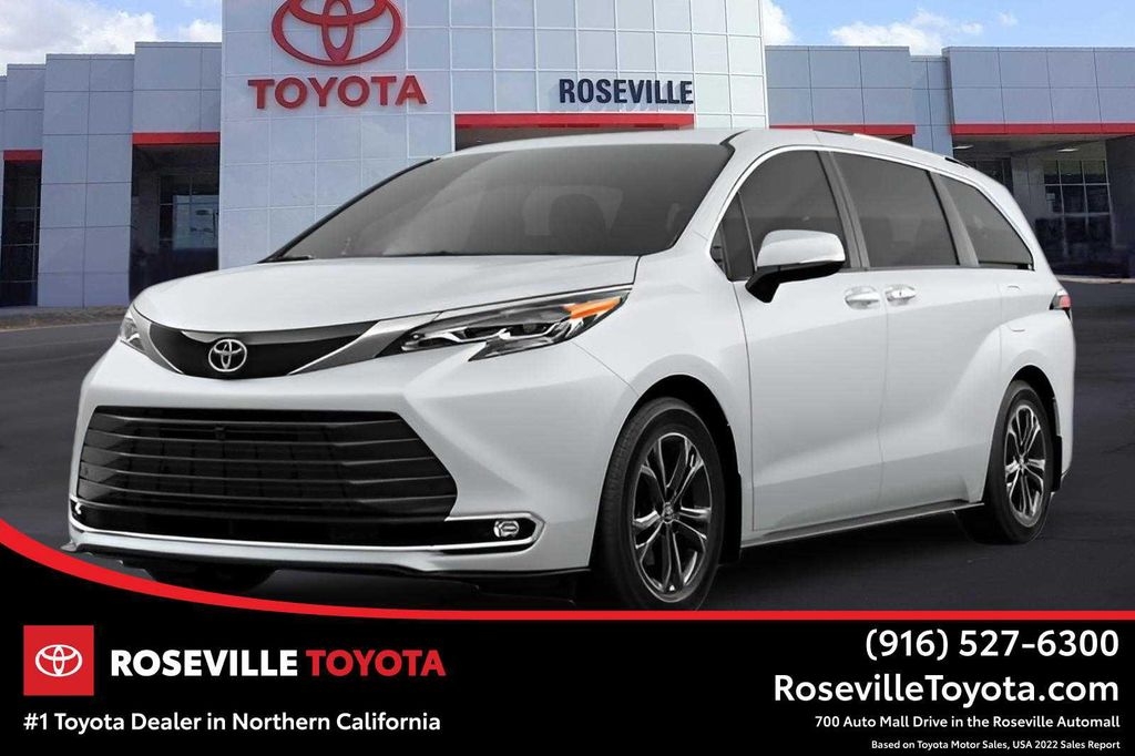 New 2026 Toyota Sienna Platinum