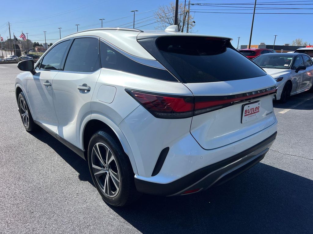 صورة 8 لـ 2024 Lexus RX 350 PREMIUM