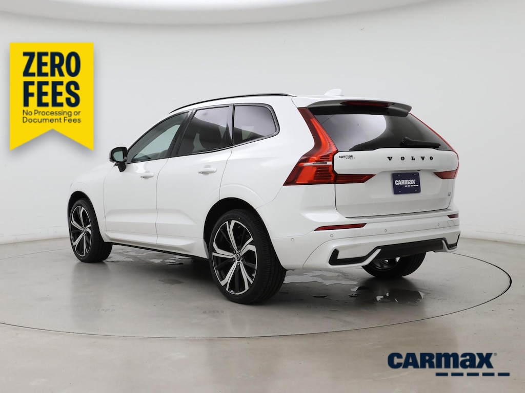 2023 Volvo XC60 B5 ULTIMATE DARK THEME 照片 2