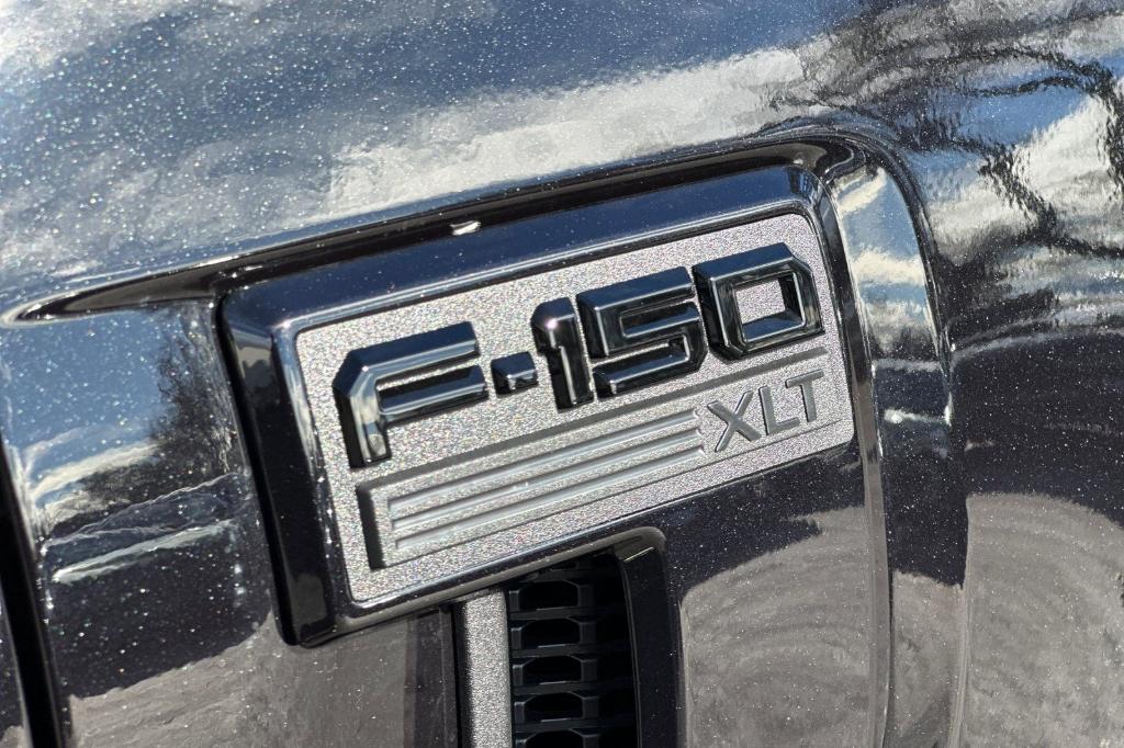 صورة 8 لـ 2026 FORD F-150 XLT