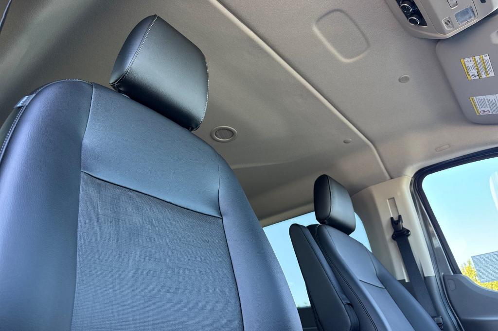 صورة مصغرة 16 لـ 2026 FORD TRANSIT-350 XL