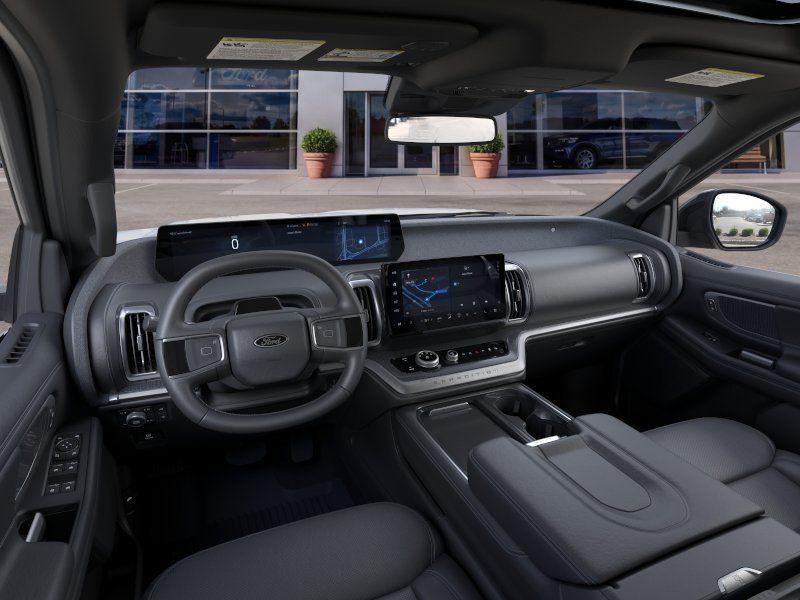 صورة 9 لـ 2026 FORD EXPEDITION PLATINUM