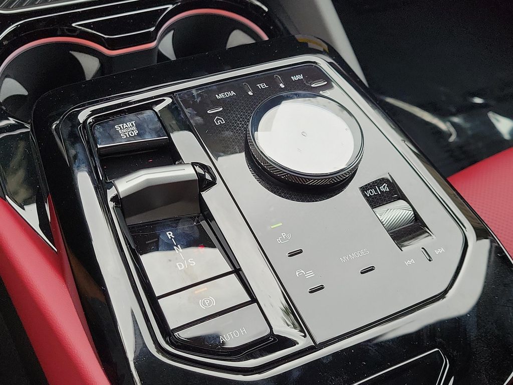 2027 BMW 530 I 缩略图 27