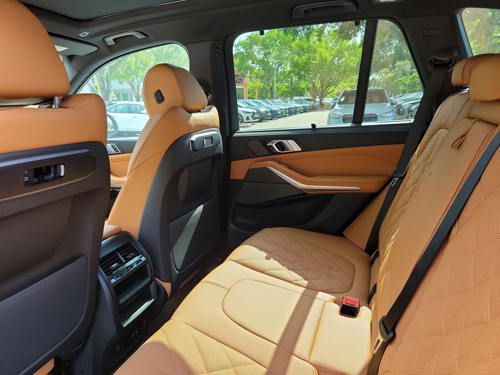 صورة مصغرة 8 لـ 2026 BMW X5 SDRIVE40I
