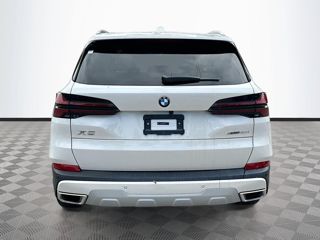 صورة 5 لـ 2026 BMW X5 XDRIVE40I