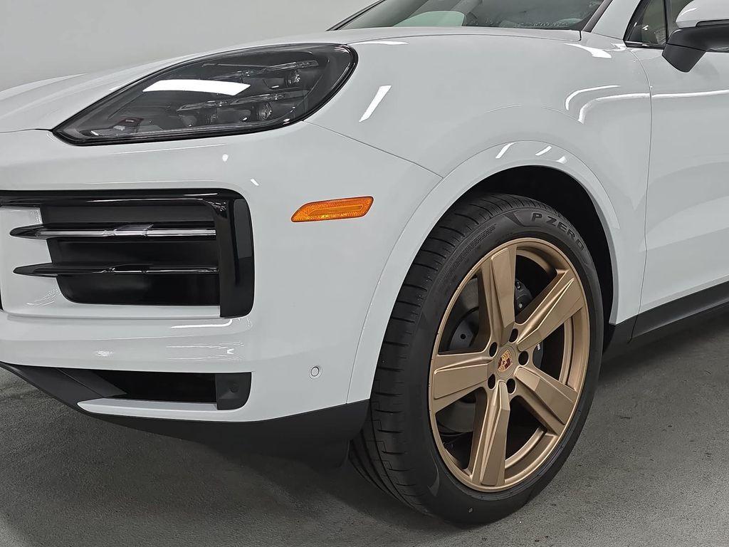 2026 Porsche CAYENNE AWD — миниатюра 11