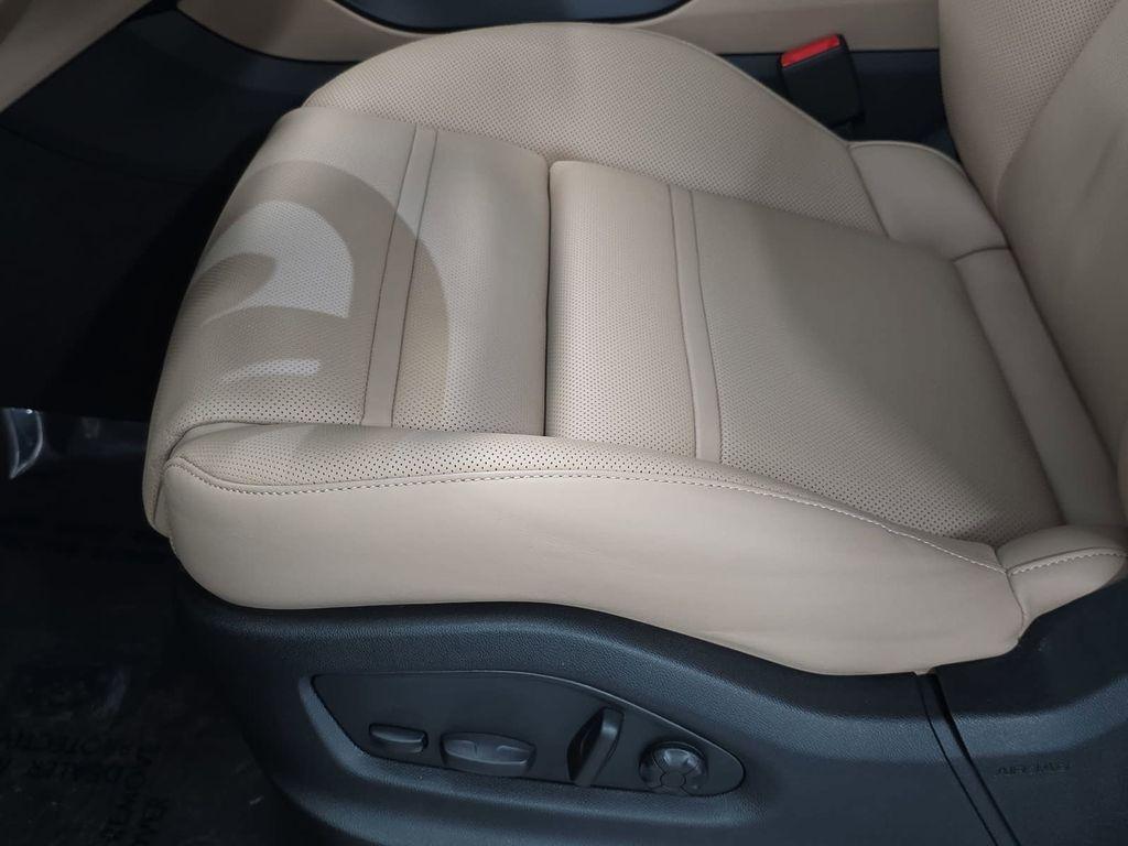 صورة مصغرة 25 لـ 2026 Porsche CAYENNE AWD