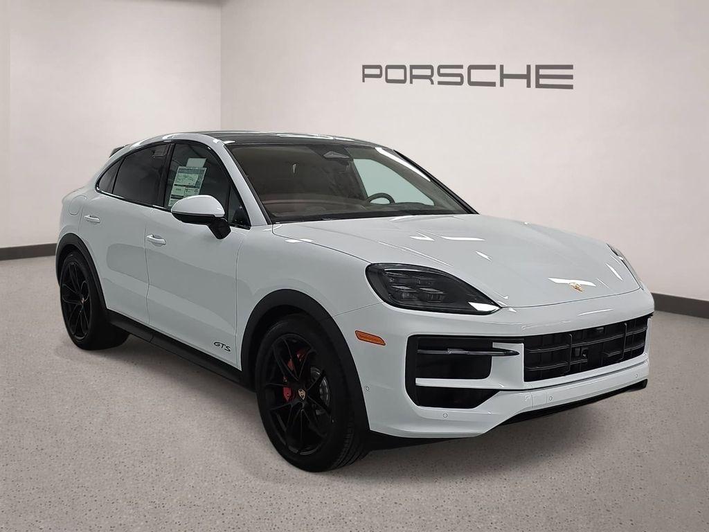 PORSCHE CAYENNE GTS - 8