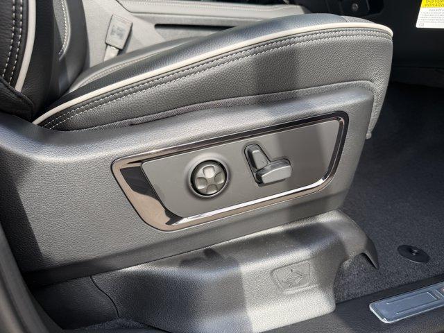 صورة مصغرة 27 لـ 2026 RAM 1500 LIMITED
