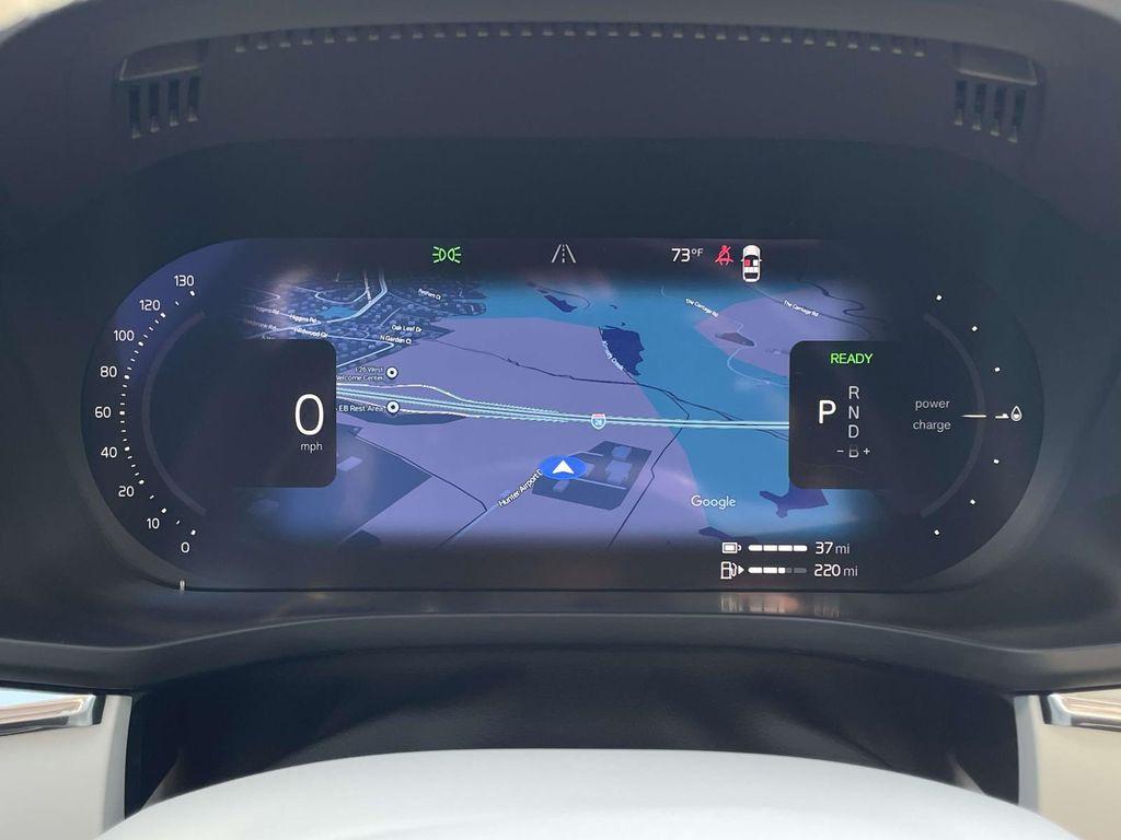 صورة مصغرة 14 لـ 2025 Volvo XC60 PLUG-IN HYBRID T8 PLUS
