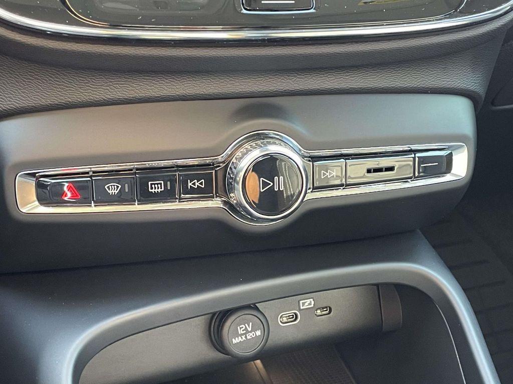 2026 Volvo XC40 B5 ULTRA 缩略图 19