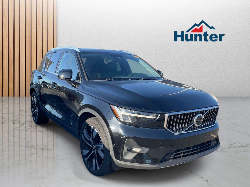صورة 1 لـ 2023 Volvo XC40 B5 PLUS BRIGHT THEME