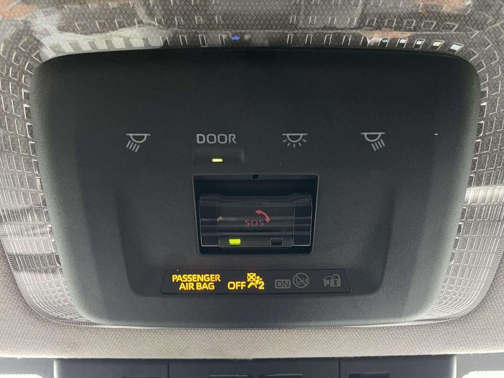 صورة مصغرة 22 لـ 2025 Toyota PRIUS LE