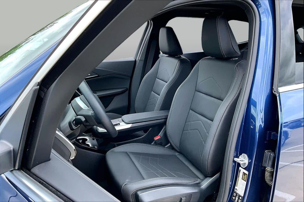2025 BMW X1 XDRIVE28I photo 8