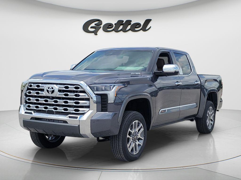 TOYOTA TUNDRA - 1