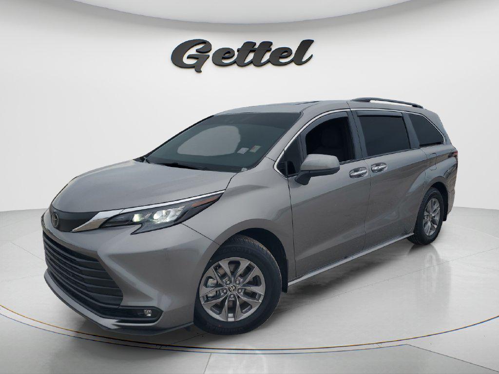 Certified 2026 Toyota Sienna XLE