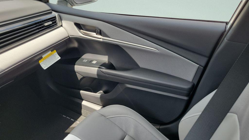 2026 Toyota CAMRY SE 照片 13
