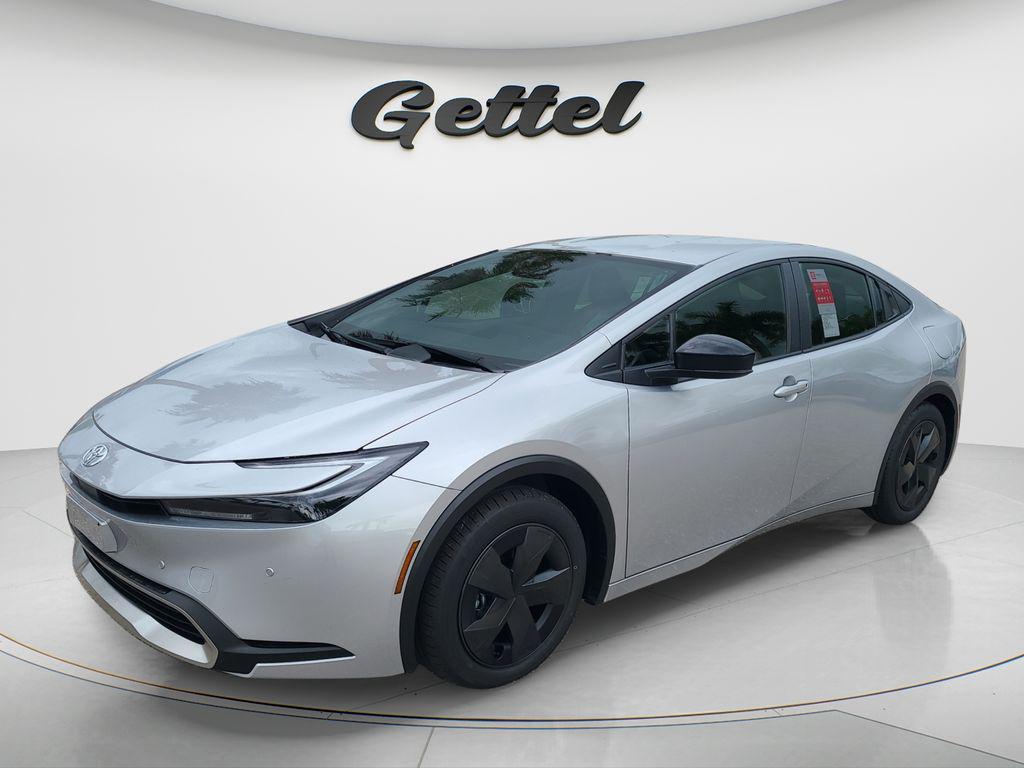 New 2026 Toyota Prius Plug-In Hybrid SE