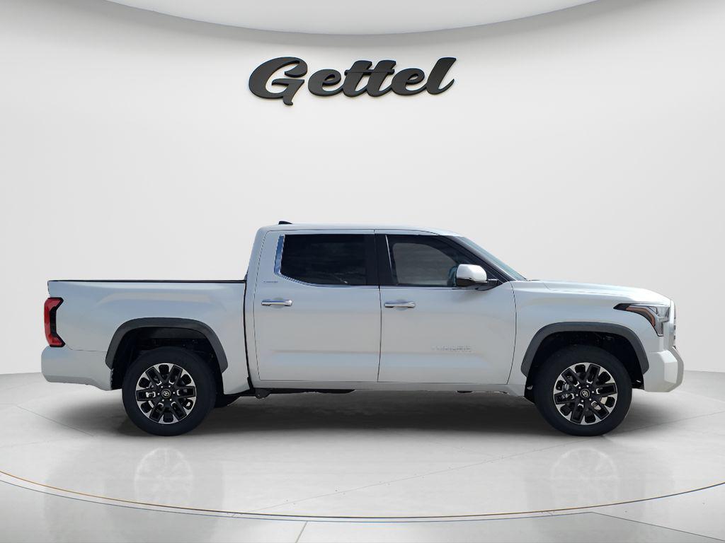 TOYOTA TUNDRA - 4