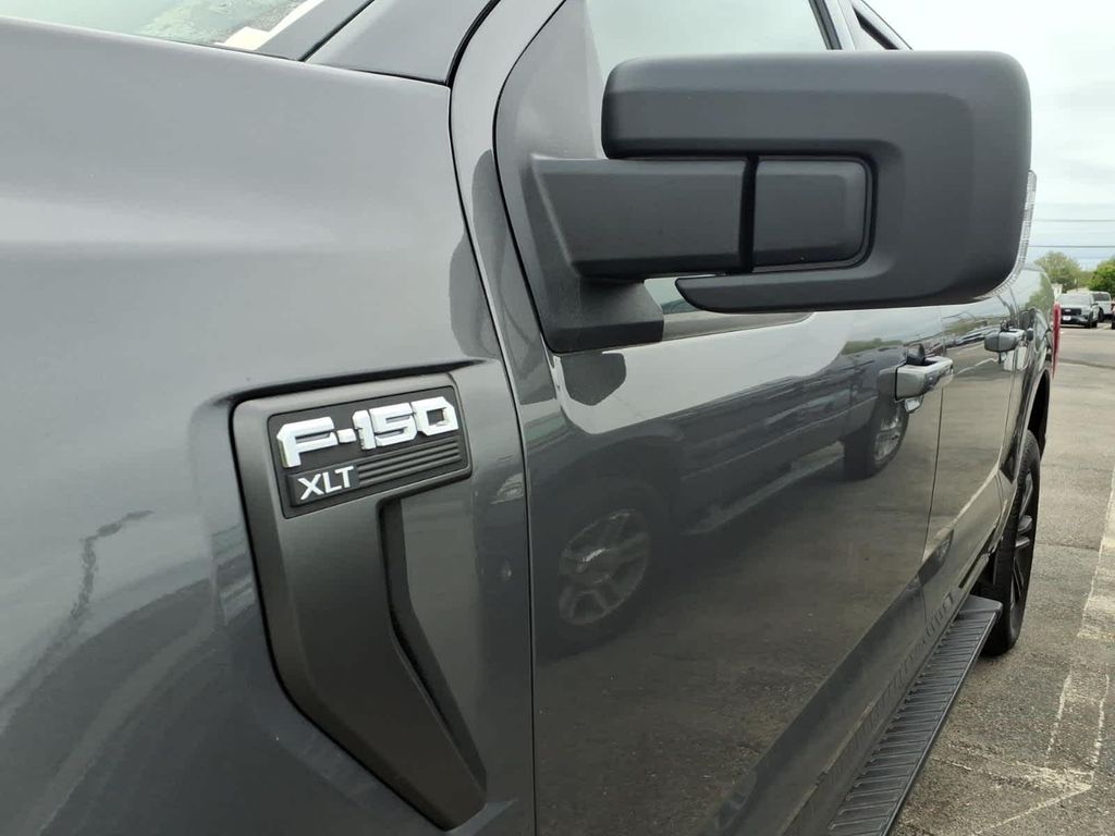 FORD F-150 XLT - 9