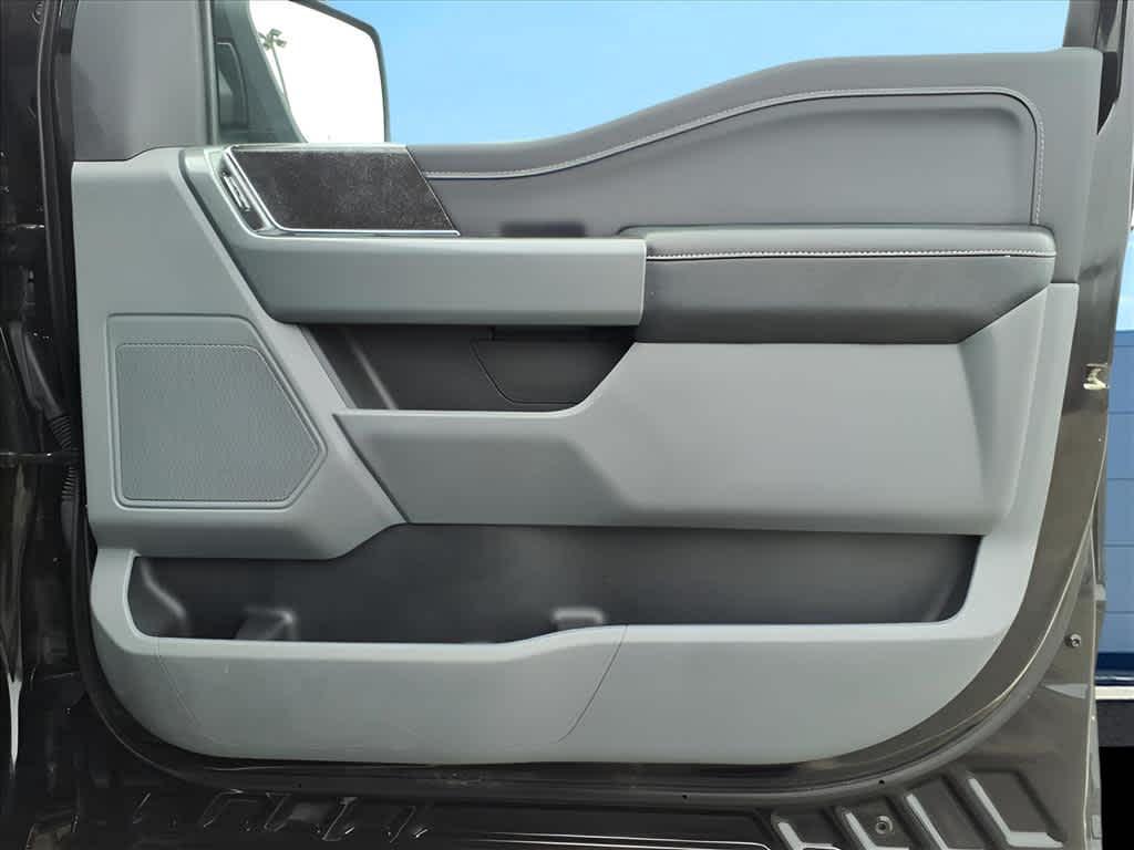 FORD F-150 XLT - 8