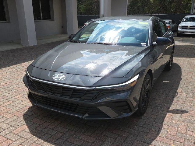 New 2026 Hyundai ELANTRA SEL Sport