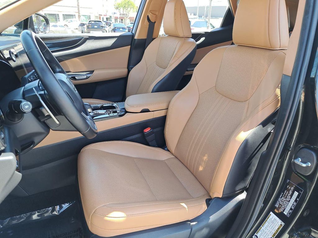 صورة مصغرة 17 لـ 2024 Lexus NX 350H AWD