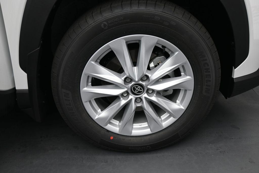 TOYOTA COROLLA CROSS - 10