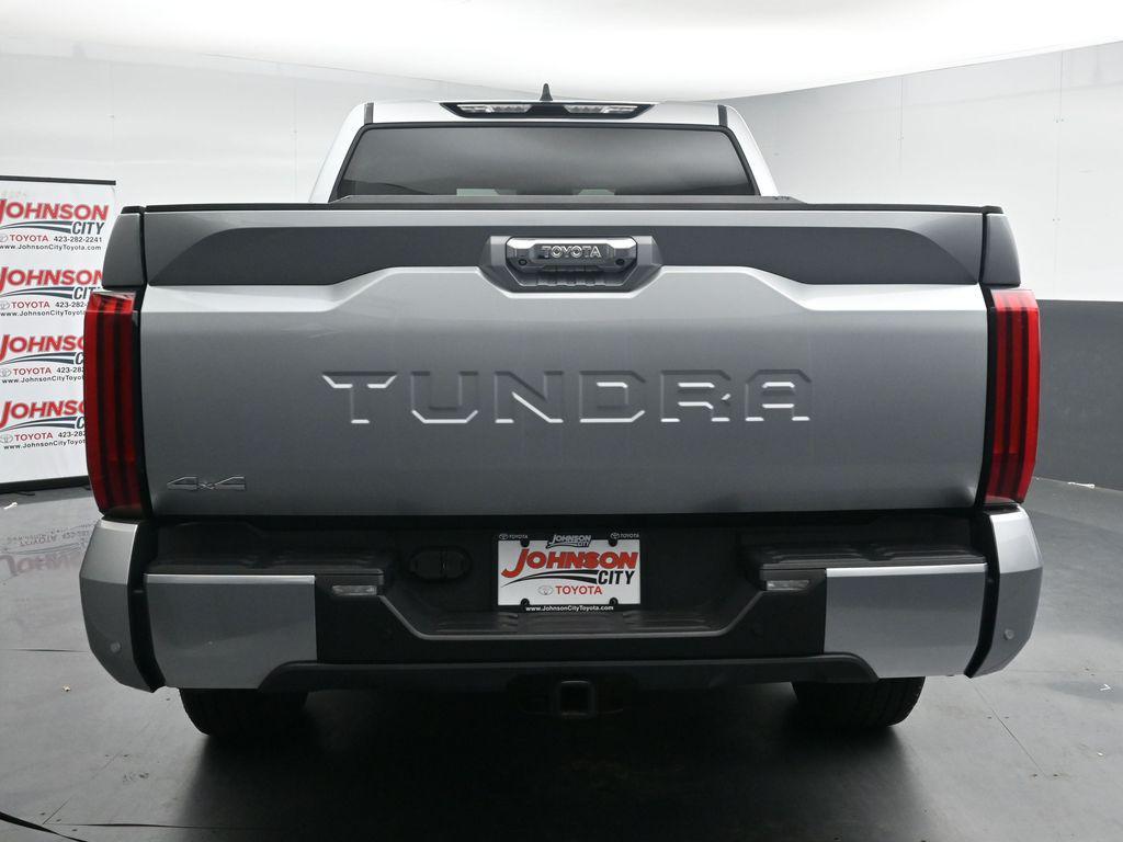 TOYOTA TUNDRA - 8