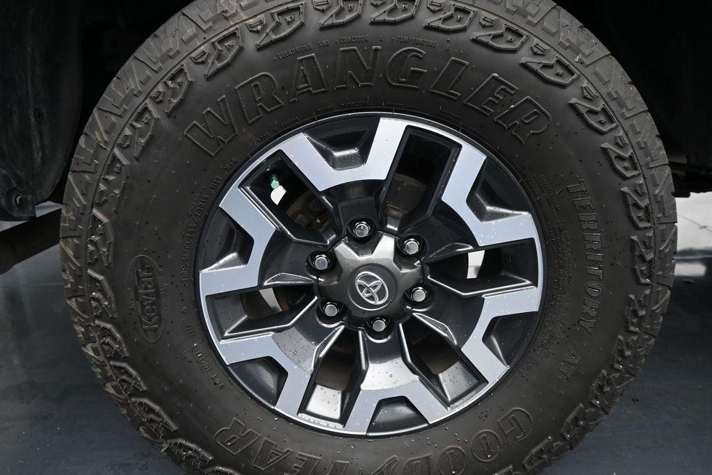 2023 Toyota TACOMA TRD PRO photo 10