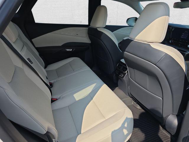 صورة مصغرة 11 لـ 2026 Lexus RX 350 LUXURY