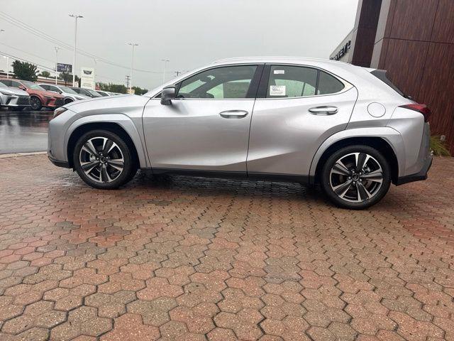 2026 Lexus UX 300H PREMIUM — фото 13
