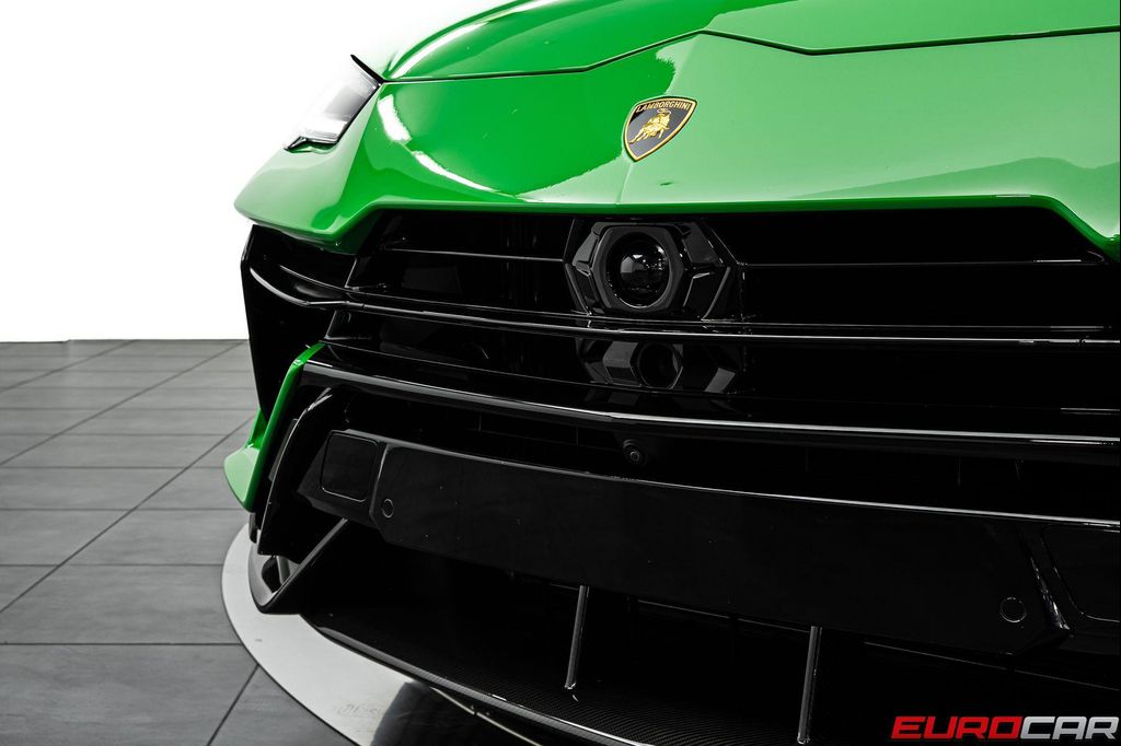 2024 Lamborghini URUS PERFORMANTE 缩略图 11