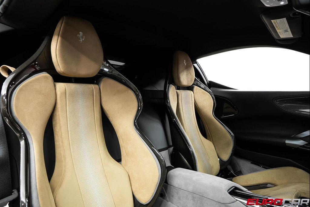صورة 42 لـ 2022 Ferrari SF90 STRADALE BASE