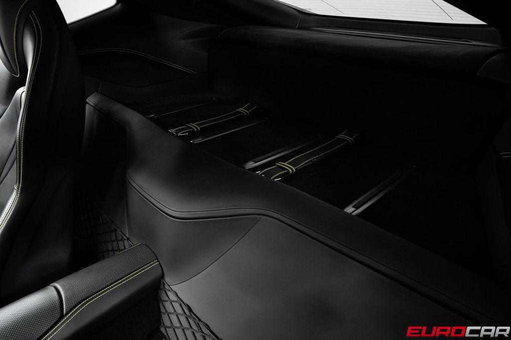 صورة مصغرة 41 لـ 2020 Ferrari 812 SUPERFAST BASE