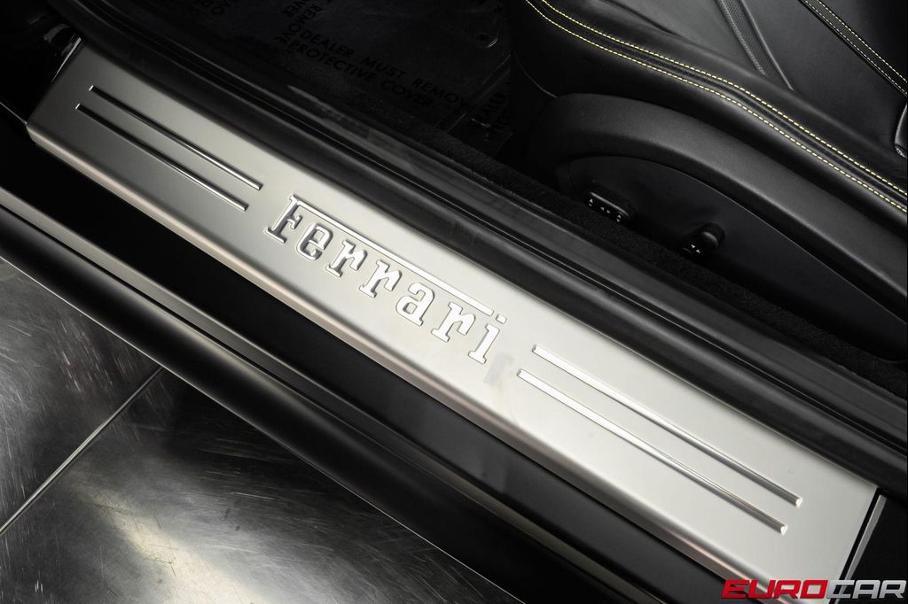 صورة مصغرة 46 لـ 2020 Ferrari 812 SUPERFAST BASE