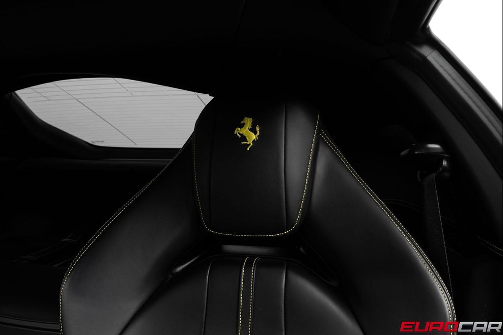 صورة مصغرة 43 لـ 2020 Ferrari 812 SUPERFAST BASE